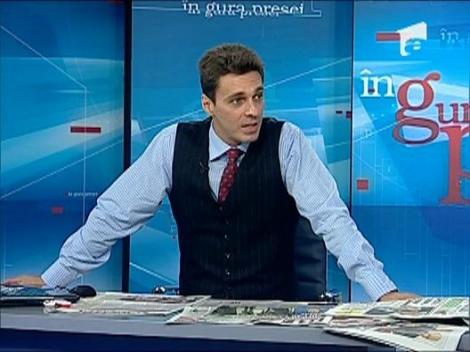 Propaganda fascista si cea comunista