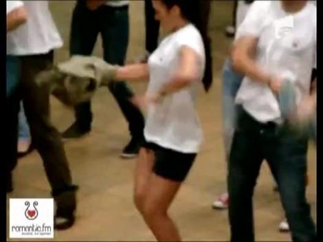 Flashmob facut de Roamantic FM