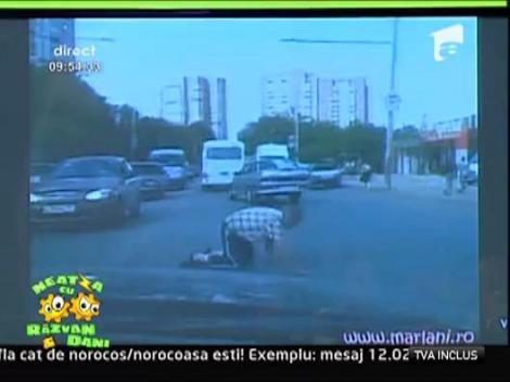 Pieton in patru labe