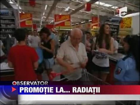 Imbulzeala la deschiderea unui magazin din Bucuresti