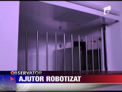Robot pe post de "bellboy" la un hotel, in SUA