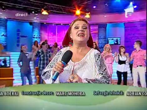 Nicoleta Voica canta o hora la Acces Direct!