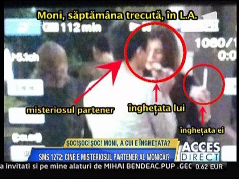 Vezi cu cine a mancat Moni inghetata in America!