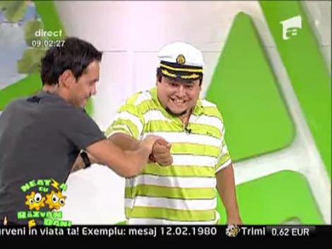 Razvan spune un banc de vacanta