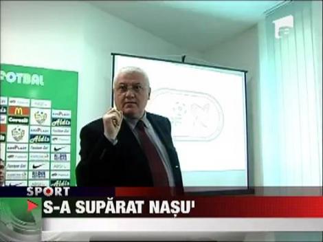 Mircea Sandu ii cearta pe scandalagiii Mitica Dragomir si Gigi Becali!