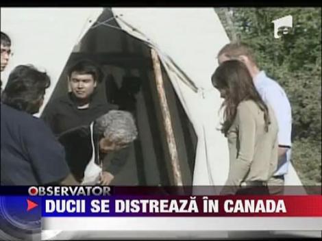 Ducii de Cambridge se distreaza in Canada