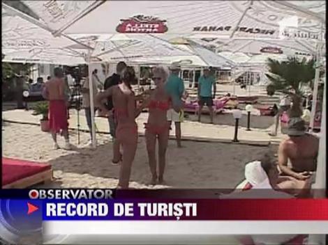 Record de turisti pe litoral