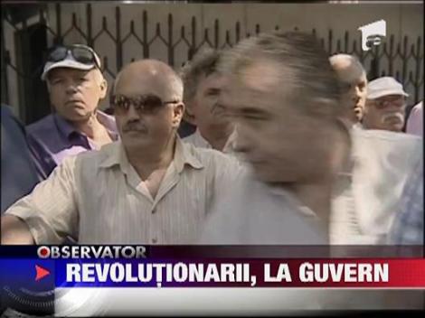 Revolutionarii au iesit in strada