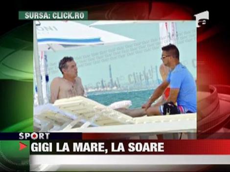 Gigi Becali, la spa pe plaja