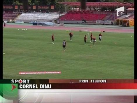 Cornel Dinu a implinit 63 de ani, pe patul de spital!