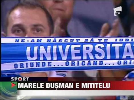 Cartu il face praf pe Adrian Mititelu