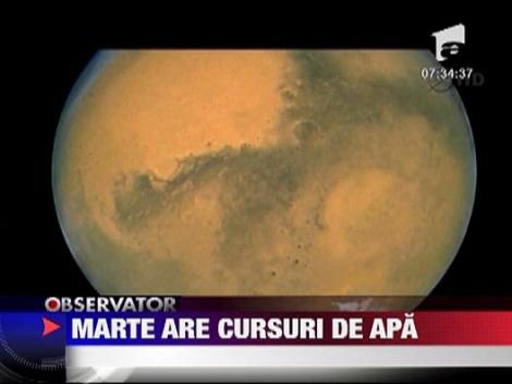 Exista apa lichida pe Marte