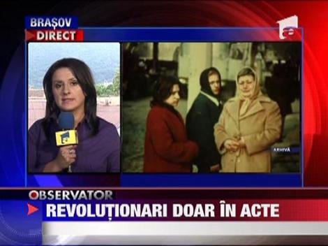 Mii de revolutionari falsi