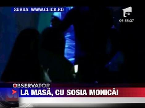 Irinel Columbeanu s-a distrat in club cu sosia Monicai ‎