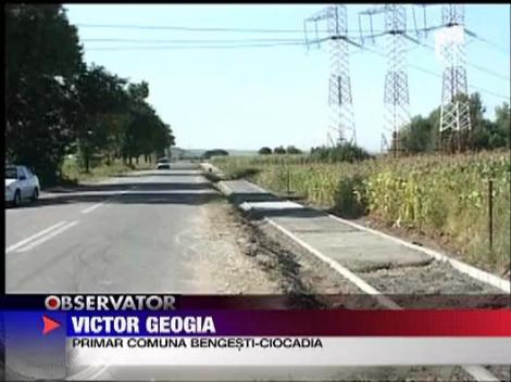 Trotuare pe camp in Gorj