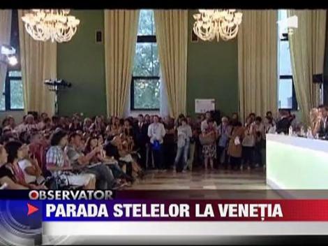 Madonna a pus stapanire pe covorul rosu la festivalul de la Venetia