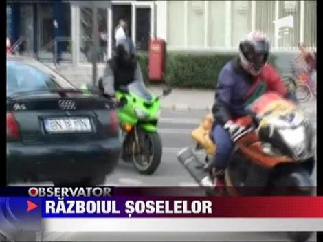 Un motociclist a fentat moartea pe DN1