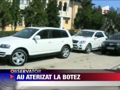 Au aterizat la botez cu elicopterul