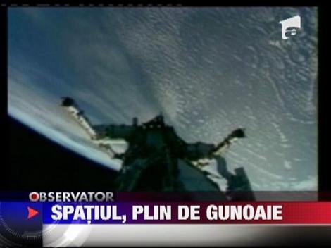 Spatiul, plin de gunoaie