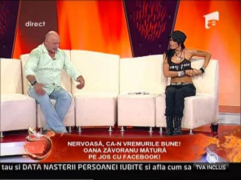 Oana Zavoranu are ochii mov