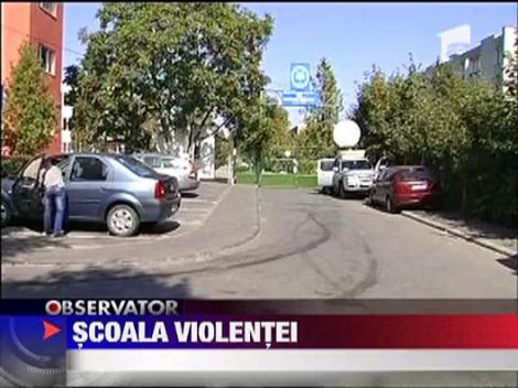 Cluj-Napoca: Elev injunghiat in curtea scolii ‎