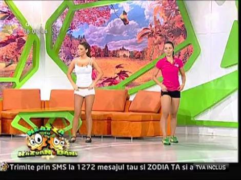 Exercitii fizice in pasi de dans cu Roxana Vancea si Cristina