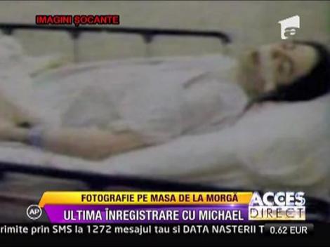 Fotografia lui Michael Jackson pe masa de la morga