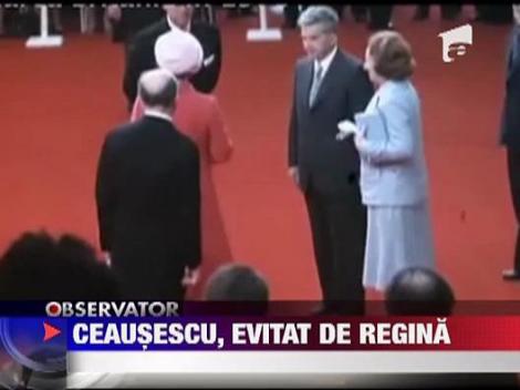 Ceausescu a reusit sa o faca pe regina Elisabeta sa se ascunda dupa un tufis