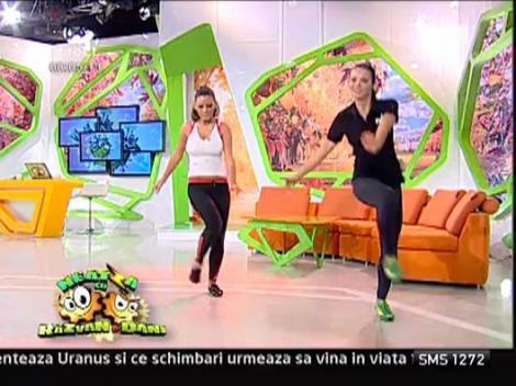 Dans sexy cu Roxana si Cristina pe o melodie hip-hop