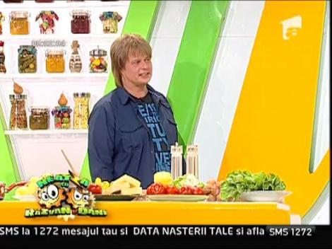 Vecina Roxana a revenit la munca