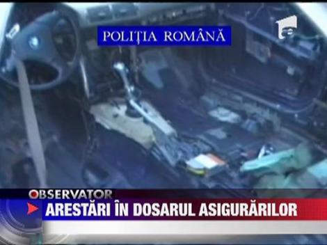 Frauda cu masini de lux: 10 arestati, printre care fostul manager unei companii de telefonie mobila