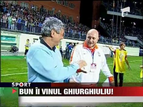 Juniorul si seniorul Lucescu, invitati de seama la o degustare de vinuri