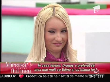 In casa fetelor, Dragos a preferat sa stea mai mult cu Edina si cu mama lui!