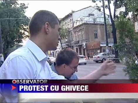 Protest cu ghivece