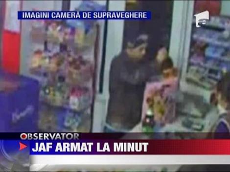 Imagini socante: Jaf armat la Galati!