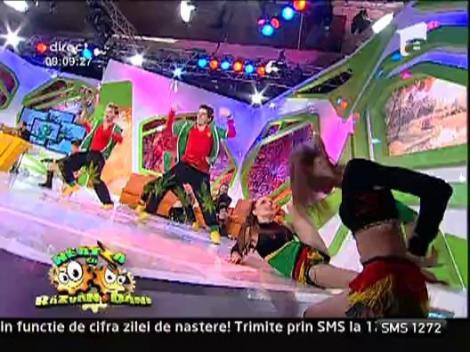 Trupa Total Dance Groove la Neatza