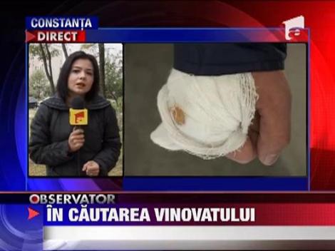 A lovit un politist si a fugit