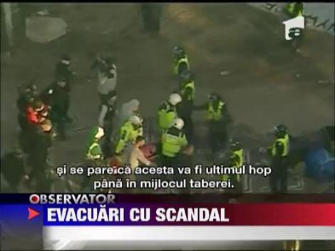 Evacuari in forta in Marea Britanie