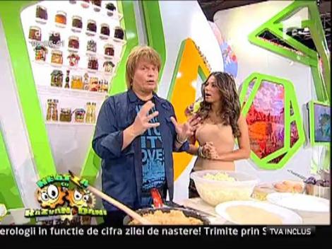 Vladutz gateste: "Galuste cu prune"