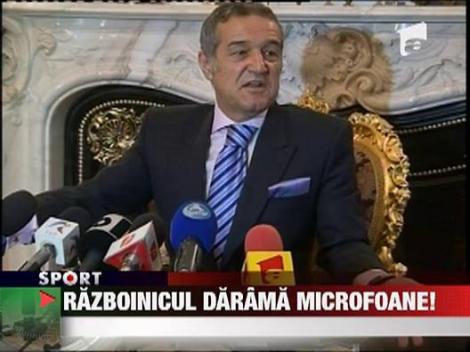 Becali si-a gasit linistea sufleteasca in Tara Sfanta