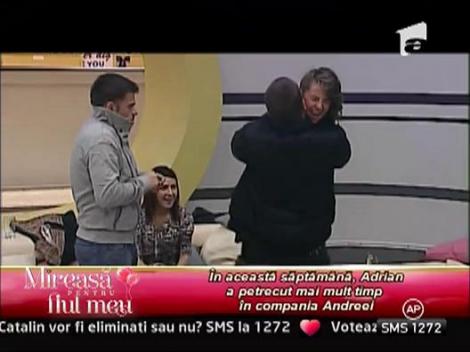 Concurentii au petrecut de Halloween