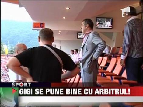 Gigi Becali se pune bine cu arbitrul Marius Avram