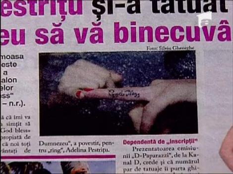 Adelina Pestritu si-a tatuat pe un deget: "Dumnezeu sa va binecuvanteze"
