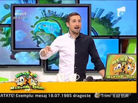 Dani vrea sa devina manechin de urechi!