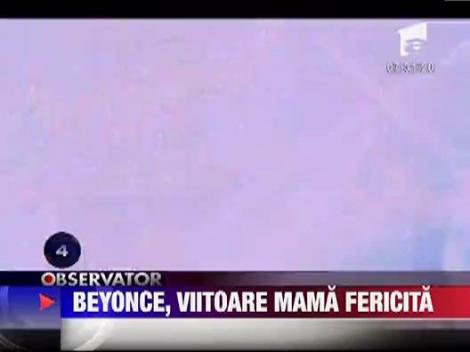Beyonce si-a afisat cu mandrie silueta de femeie insarcinata