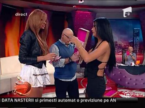 Crudutza a primit o trotineta, iar Bianca, haine Barbie de la Mosu'