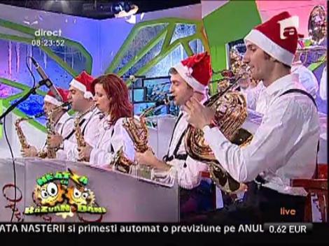 Adi Cristescu & Opis Band - "Santa Clause is coming to town"
