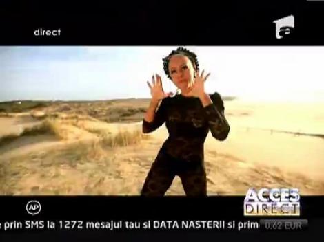 Anda Adam - Like a panda bear