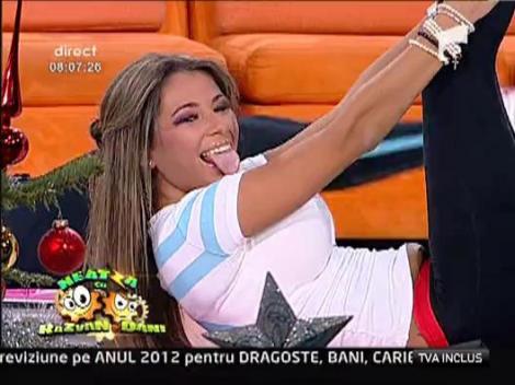 Roxana face exercitii pentru un abdomen de vis