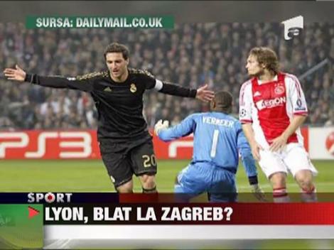 Lyon s-a calificat in optimile Ligii cu un blat?!